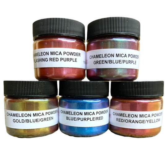 Chameleon mica powder in 10G container